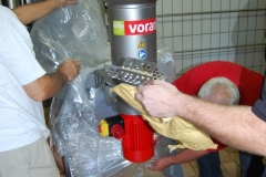 Die Teile werden überprüft